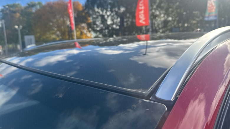 Nissan Qashqai 1.3 DiG-T MH N-Connecta 5dr Petrol Hatchback